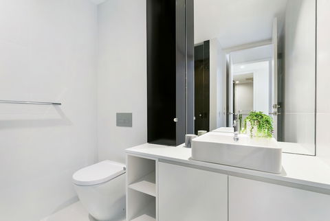 St Leonards Self-Contained Apart 803 NOR - Accommodation Sunshine Coast 5