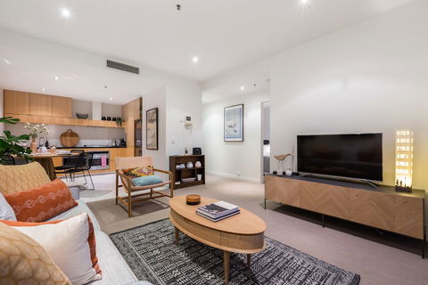 Auguste 2 BDR Melbourne Apartment - Accommodation Sunshine Coast 5