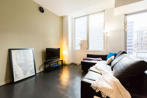MEGAN, 2BDR Melbourne Apartment - Accommodation Sunshine Coast 3