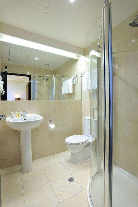 Budget1hotel - Accommodation Sunshine Coast 5