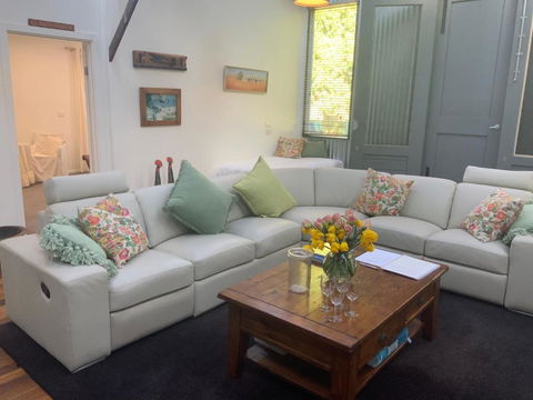 The Woolshed - Accommodation Sunshine Coast 2