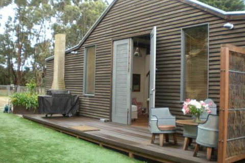 The Woolshed - Accommodation Sunshine Coast 0