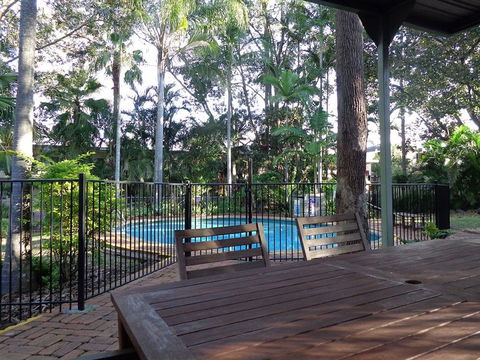 Forest Lodge Apartments - Accommodation Sunshine Coast 2