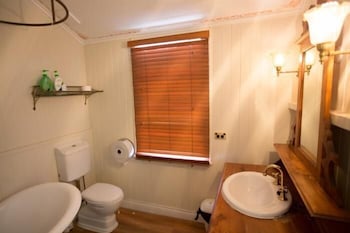 Minto Hostel - Accommodation Sunshine Coast 2