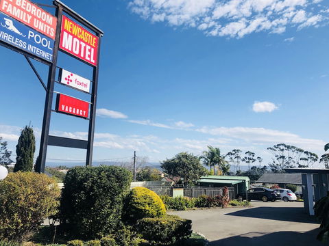 Newcastle Motel - Accommodation Sunshine Coast 1
