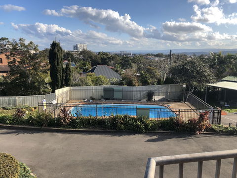 Newcastle Motel - Accommodation Sunshine Coast 2