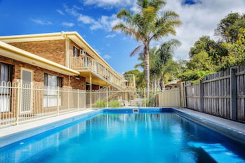 Allambi Holiday Apartments - Accommodation Sunshine Coast 0