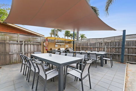 Allambi Holiday Apartments - Accommodation Sunshine Coast 2