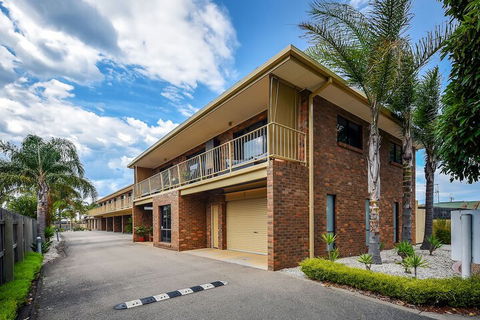 Allambi Holiday Apartments - Accommodation Sunshine Coast 1