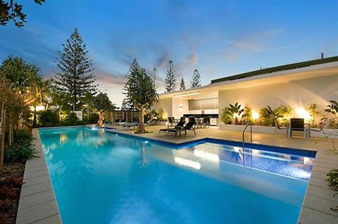 Ocean Pacific Broadbeach - Accommodation Sunshine Coast 0
