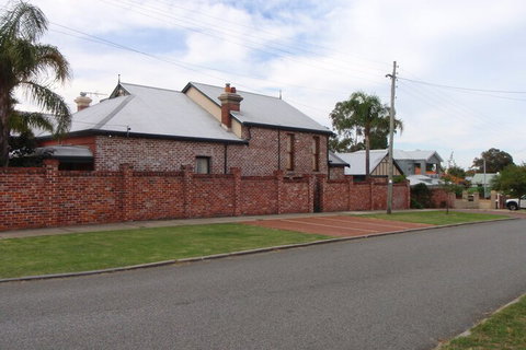 Above Bored Bed & Breakfast - Accommodation Sunshine Coast 3