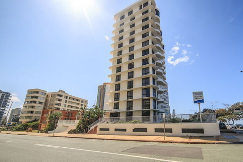 Olympus Apartments - Accommodation Sunshine Coast 1