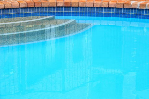 Crescent Motel - Accommodation Sunshine Coast 2