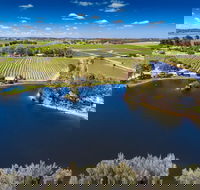Stonewell Cottages  Vineyards - Accommodation Sunshine Coast