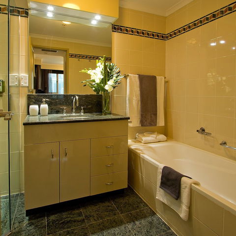 Darling Harbour Getaway - Accommodation Sunshine Coast 4