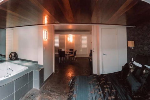 Central Park Motel - Accommodation Sunshine Coast 4