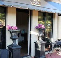 Luxe Spa on Kensington - Accommodation Sunshine Coast