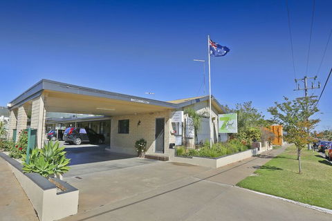 7th Street Motel - Accommodation Sunshine Coast 1
