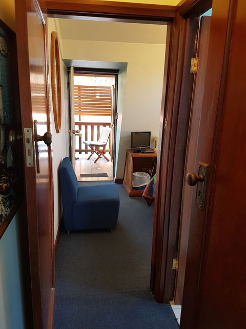 Admiral Stirling Inn - Accommodation Sunshine Coast 6