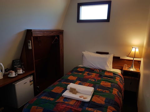 Admiral Stirling Inn - Accommodation Sunshine Coast 4