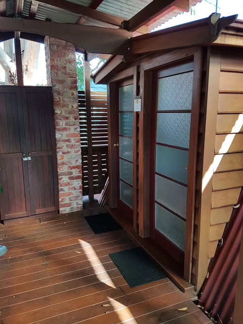 Admiral Stirling Inn - Accommodation Sunshine Coast 1