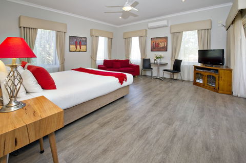 Vintages Accommodation - Accommodation Sunshine Coast 6