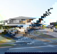 Rover Holiday Units - Accommodation Sunshine Coast