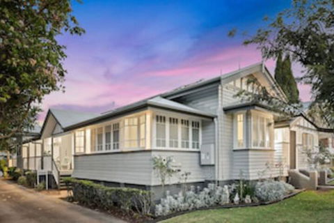 Elindale House Bed & Breakfast - Accommodation Sunshine Coast 0