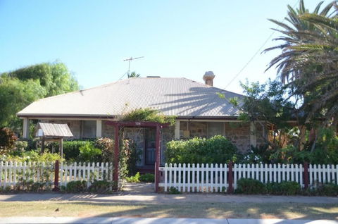 Weelaway - Accommodation Sunshine Coast 4