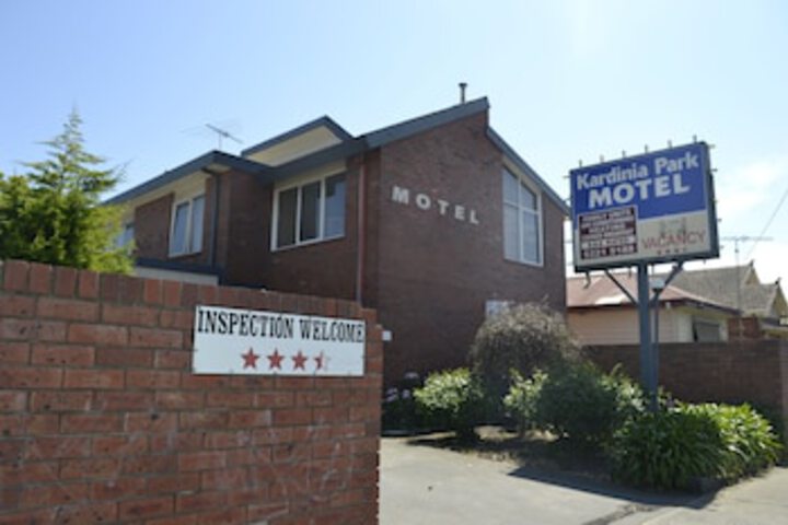Newtown VIC Accommodation Sunshine Coast