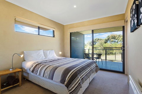 Saltwater Apartments - Accommodation Sunshine Coast 3