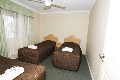 Green Gables Motel - Accommodation Sunshine Coast 2