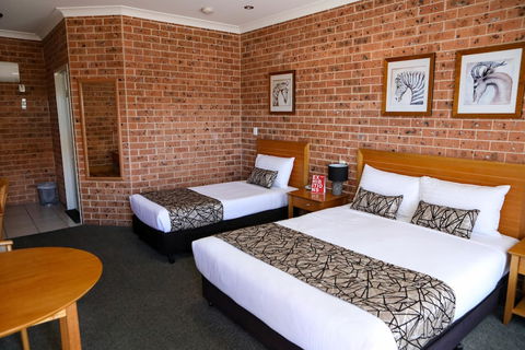 Akuna Motor Inn And Apartments - Accommodation Sunshine Coast 4