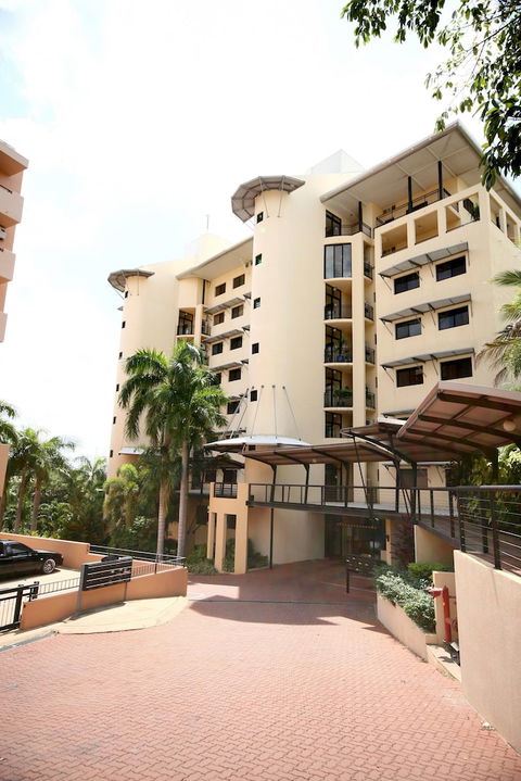 Darwin Deluxe Apartments - Accommodation Sunshine Coast 2