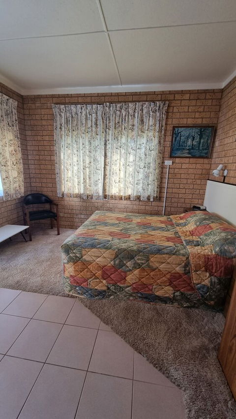 Lone Pine Motel - Corowa - Accommodation Sunshine Coast 6