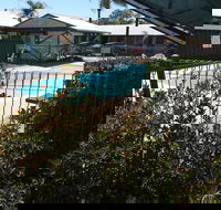 Lone Pine Motel - Corowa - Accommodation Sunshine Coast
