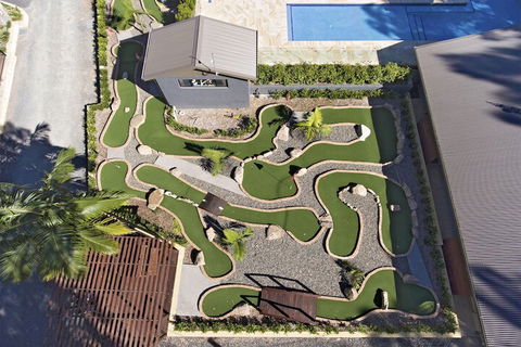 Sapphire Beach Holiday Park - Accommodation Sunshine Coast 3