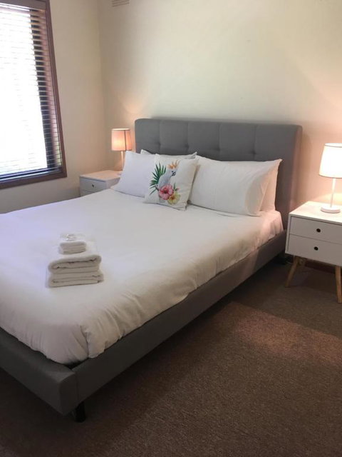 Acorn Lodge - Accommodation Sunshine Coast 2