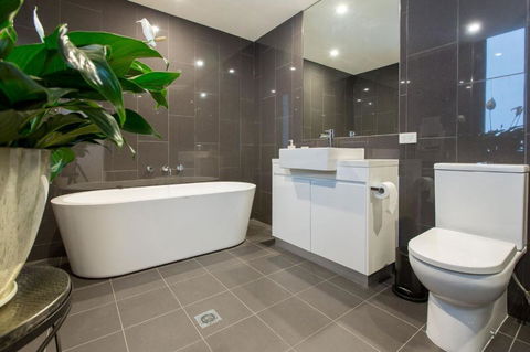 Luxury Four Bedroom Apartment - Accommodation Sunshine Coast 2