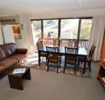 Mowamba D2 - Accommodation Sunshine Coast