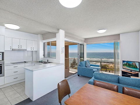 Dolphin Court 12 - Accommodation Sunshine Coast 3