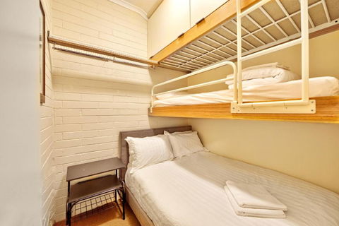 Snow Ski Apartments 16 - Accommodation Sunshine Coast 6
