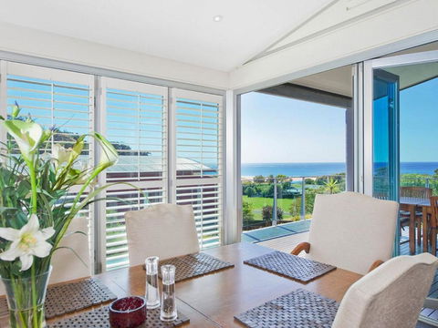 Louvres - Accommodation Sunshine Coast 4