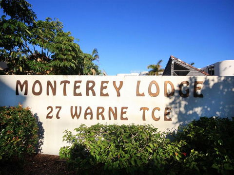 Monterey Lodge Unit 10 27 Warne Terrace. Kings Beach - Accommodation Sunshine Coast 3