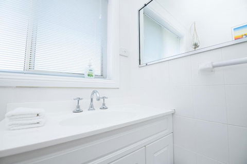Central March 2 Bed Walk Everywhere - Accommodation Sunshine Coast 1
