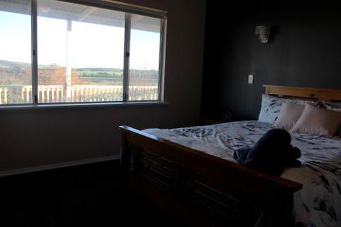 A Better Life Animal Sanctuary FarmStay Private Two Bedrooms Lounge Room & Bathroom & Toilet Shared Kitchen - Accommodation Sunshine Coast 4