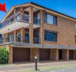COLUMBIA VIEWS 2 / 9 COLUMBIA CLOSE AIRCON WIFI NETFLIX VIEWS  BOAT PARKING - Accommodation Sunshine Coast