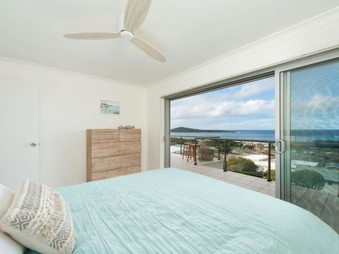 Forever Fingal At Fingal Bay - Accommodation Sunshine Coast 4