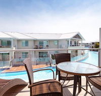 245 Pacific Blue 265 Sandy Point Rd air conditioned unit with resort facilities  linen supplied - Accommodation Sunshine Coast
