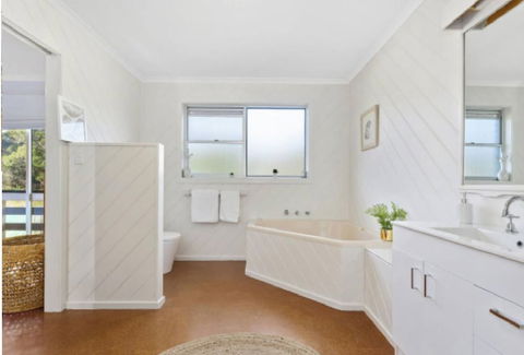 Seaside Serenity 1 - Accommodation Sunshine Coast 5